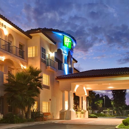 فندق كورونا، ريفيرسيدي، كاليفورنيافي  فندق وأجنحة هوليداي إن إكسبريس كورونا المظهر الخارجي الصورة